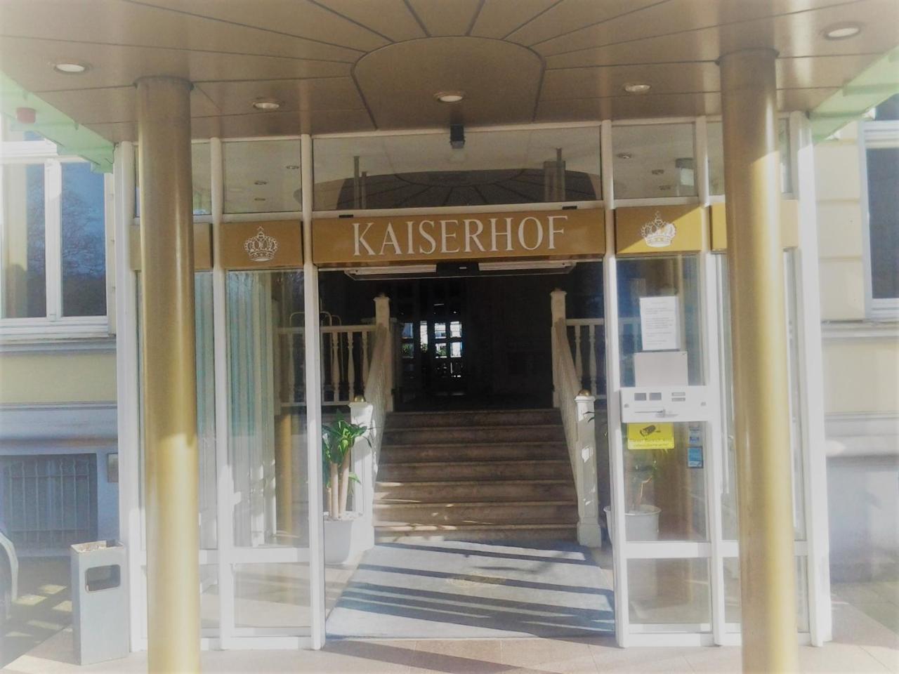 Hotel Kaiserhof Deluxe ลูเบค ภายนอก รูปภาพ